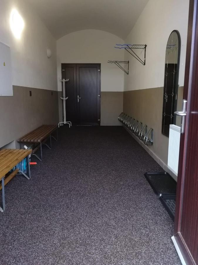 Apartmanovy Dum Sklipek Трутнов Екстериор снимка