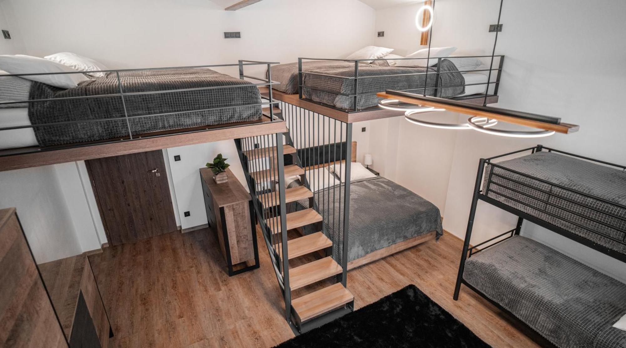 Apartmanovy Dum Sklipek Трутнов Екстериор снимка